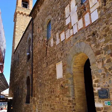 Affittacamere La Torre Affittacamere 3*