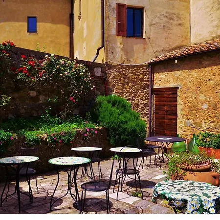 Guest house Affittacamere La Torre 3*